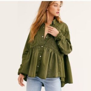 NWOT Free People Hi/Lo Dylan Peplum Shirt Army Green Z397-13